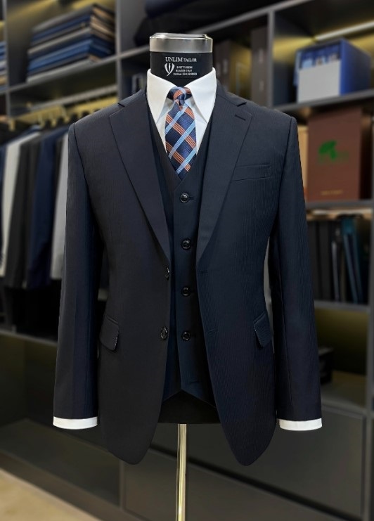 Suit Xanh Tối Kẻ Chìm